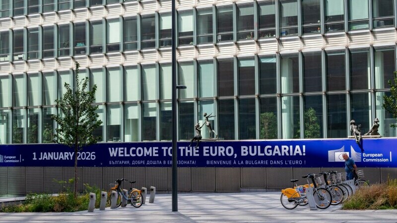 Dificultățile cu care s-a confruntat Bulgaria în primele două săptămâni de la introducerea euro. Obstacole semnificative