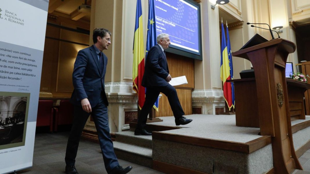 Proiecțiile BNR pentru 2026: Dan Suciu privind posibilitatea reducerilor de personal în sectorul public. Cel mai...