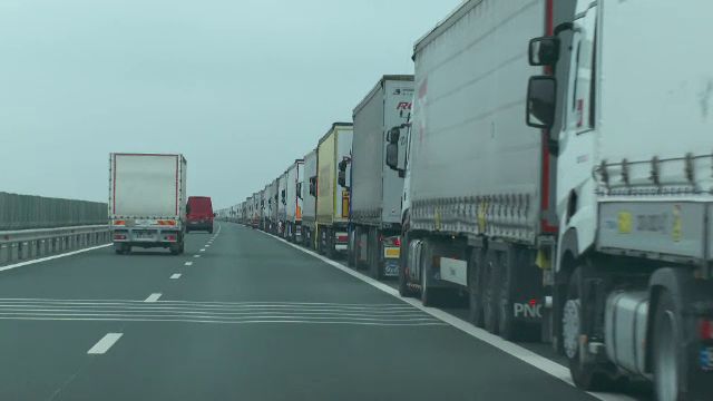 Motivul pentru care România resimte cele mai accentuate majorări de prețuri la alimente din UE. Specialist: Ce-i mai greu abia începe.