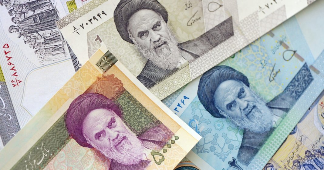 Lovit de o inflație fără precedent, Iranul a lansat bancnota de 10 milioane de riali. Această valoare...