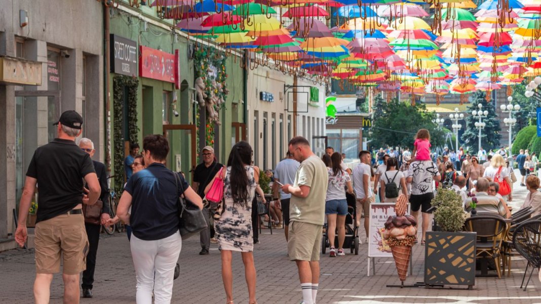 Ordonanța de Urgență referitoare la criza din piața petrolului: Limitare a adaosului comercial la 50% și alte măsuri