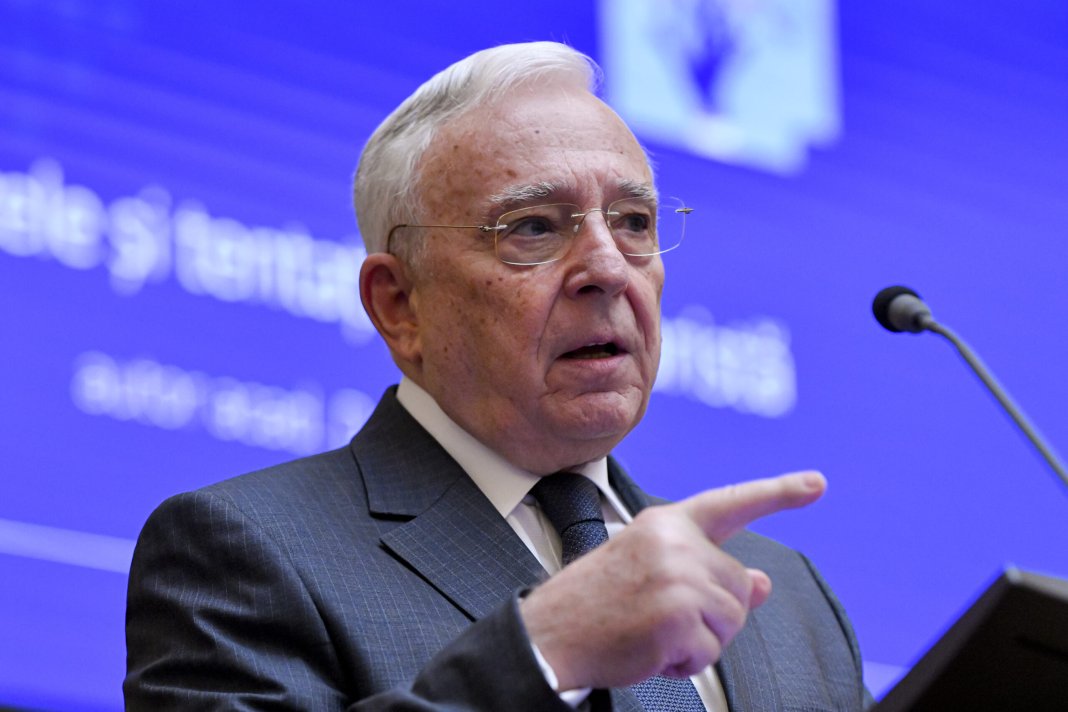 România menține cele mai ridicate dobânzi din UE - Bloomberg