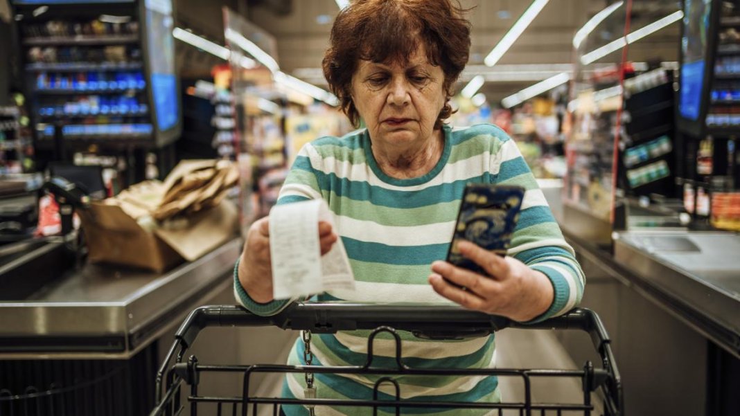 De ce românii simt creșterile de prețuri mai acut decât francezii, chiar și atunci când inflația „oficială” este comparabilă...