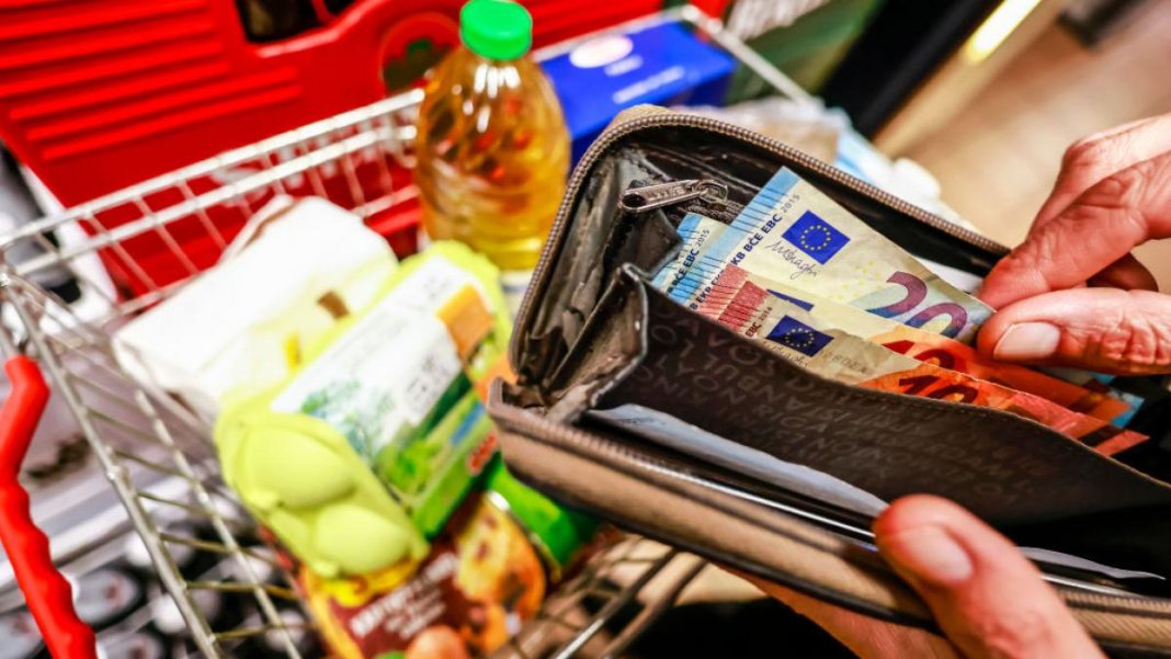 Inflația depășește majorările salariale în Europa: Țările unde lucrătorii pierd cel mai mult...