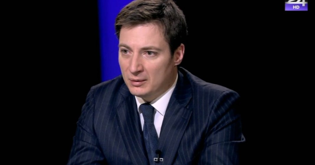 Andrei Caramitru: România ar putea intra într-un „dezastru” în aproximativ trei-patru săptămâni dacă ar fi coborâtă la...