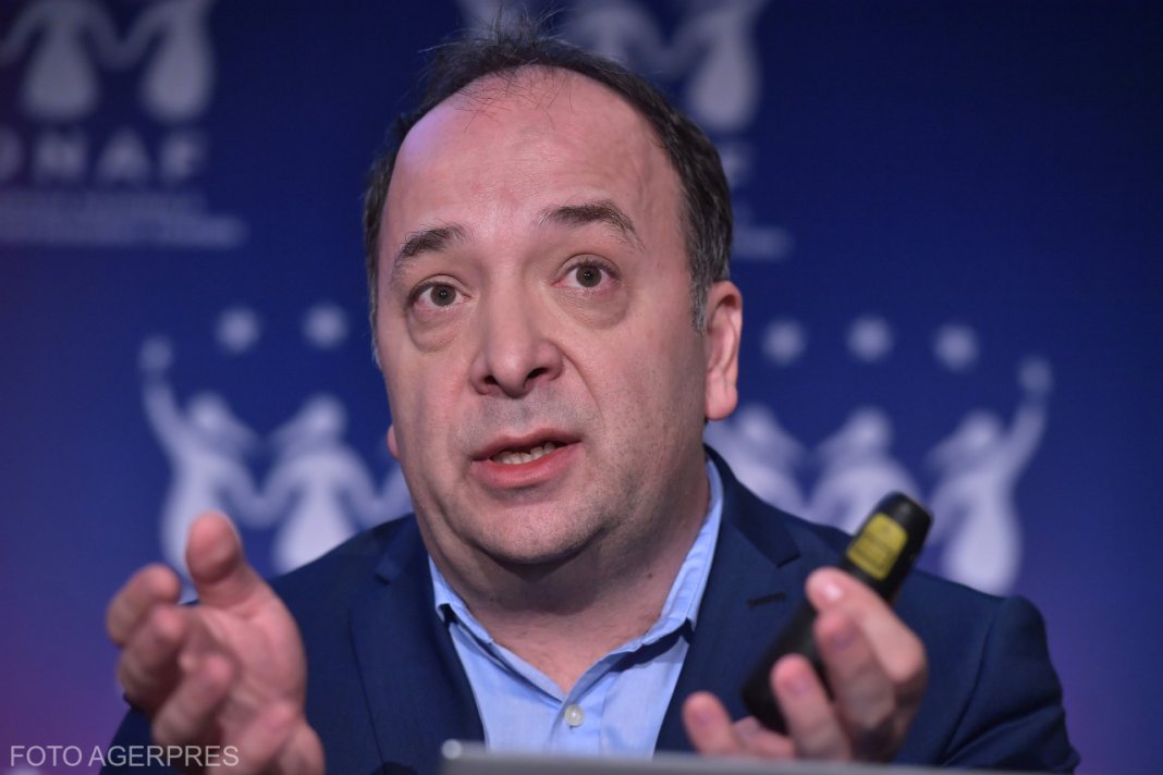 „Vineri, ziua alegerilor importante”. Un economist de prestigiu descrie motivul pentru care România este în fața „unei decizii pe muchie de cuțit”
