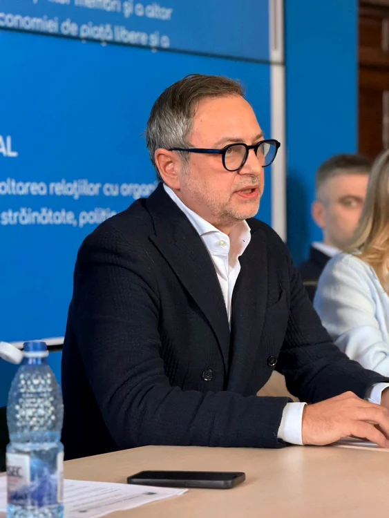 Dan Motreanu: Ratingul Fitch atestă că România continuă să-și păstreze credibilitatea în fața investitorilor Dan Motreanu: Ratingul Fitch atestă că România continuă să-și păstreze credibilitatea în fața investitorilor