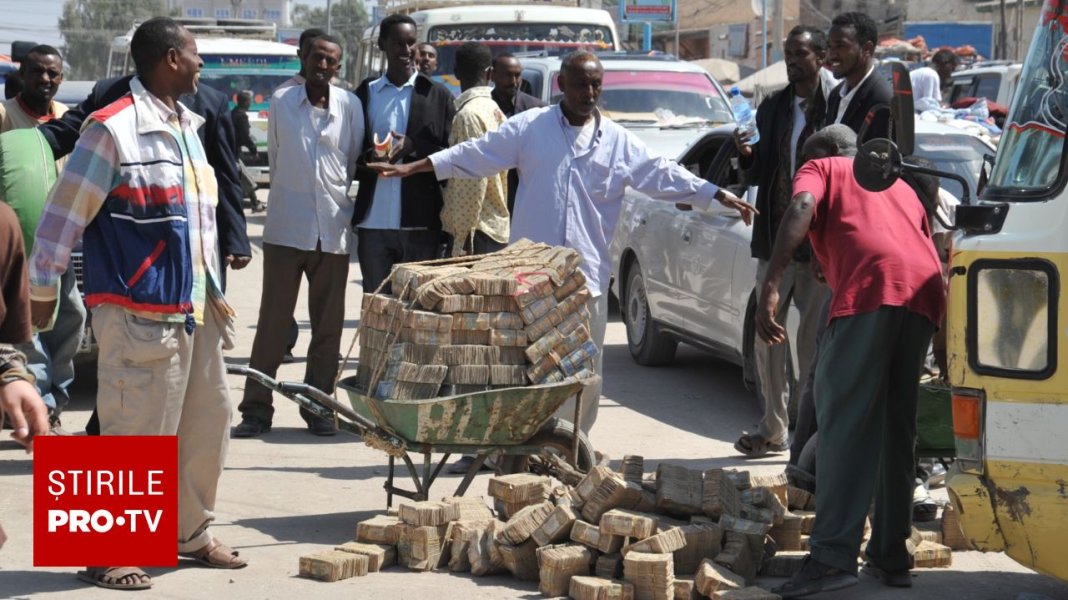 După trei decenii și jumătate de bancnote contrafăcute sau uzate, Somalia se pregătește să reintroducă șilingul